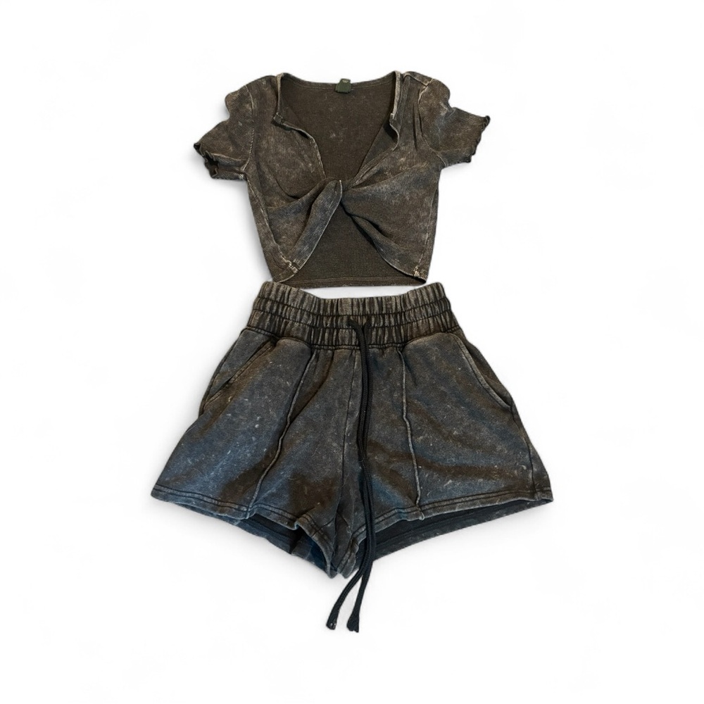 2 piece crop set
